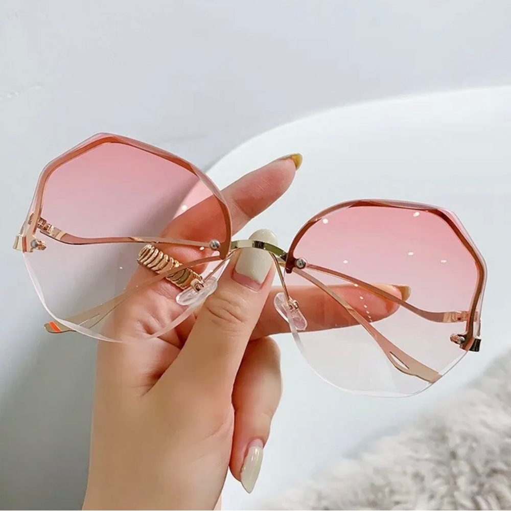 Rimless Pink Gradient Oversized Sunglasses